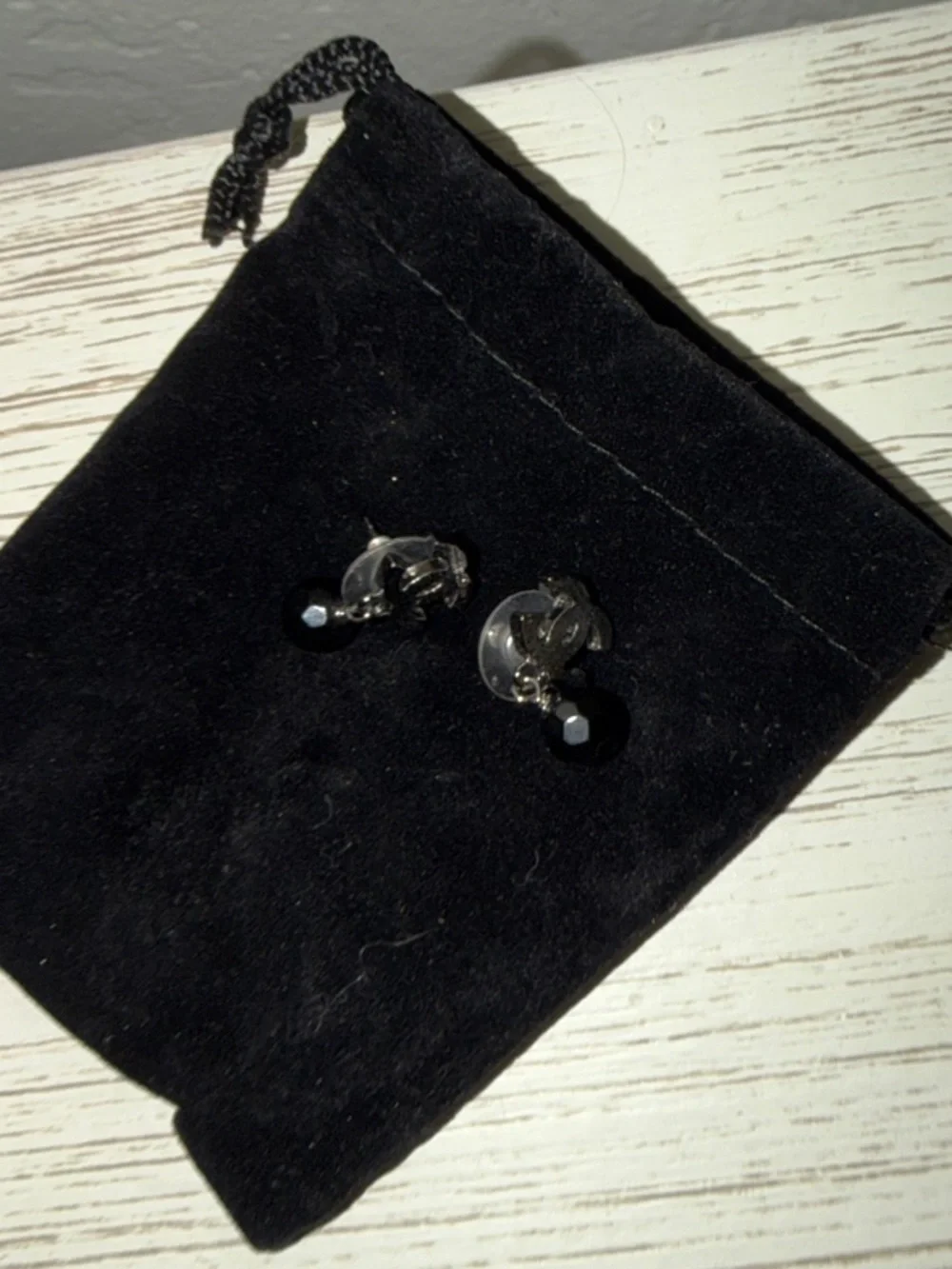 CHANEL AUTHENTIC Dark Gray and BLACK CC Drop Earrings with Faceted Beads